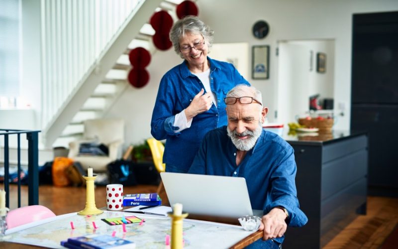 Retiring abroad with a Roth IRA can offer tax advantages